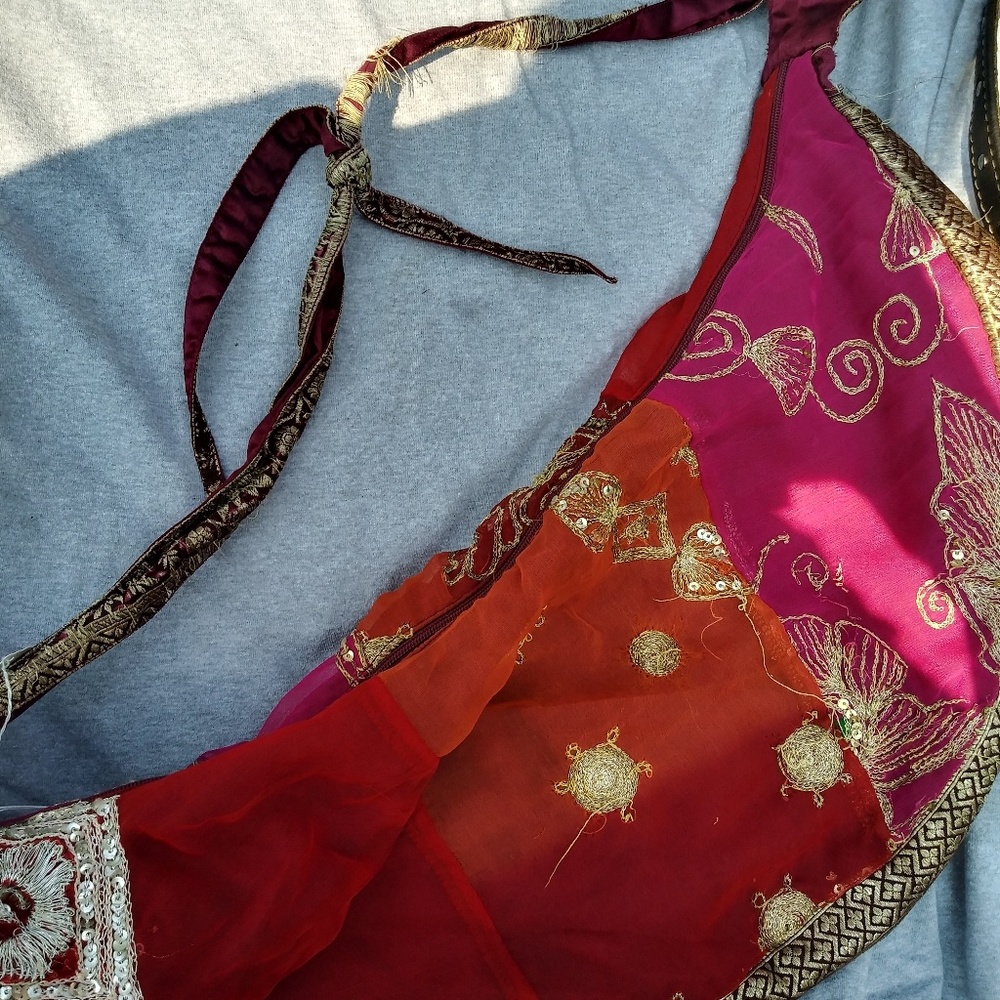 3 purses - Picture 2 of 3